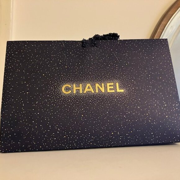 CHANEL Rouge Allure Lipstick in Laque NIB - Picture 3 of 5